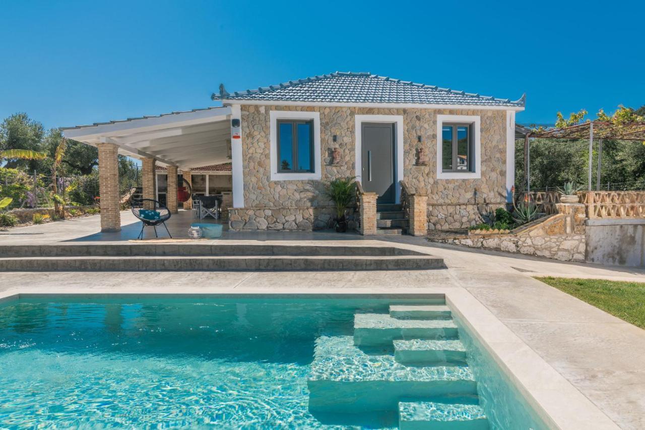 Binios Villa - Private Pool, Walking Distance From The Beach Vasilikí Exterior foto